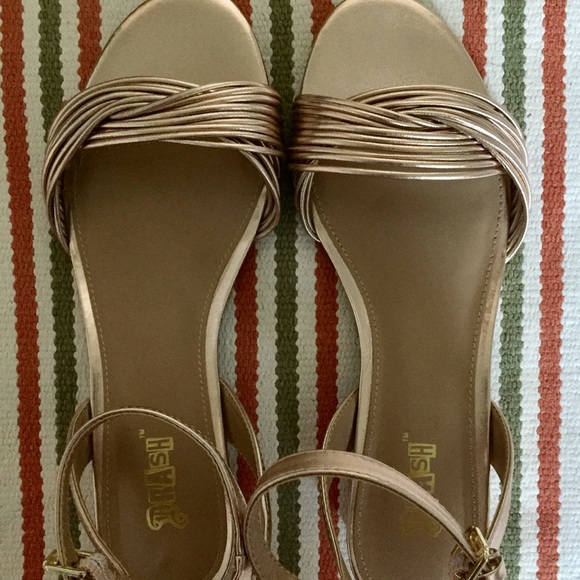 Rose Gold Strappy Flat Sandals (NWT) - Picture 3 of 5